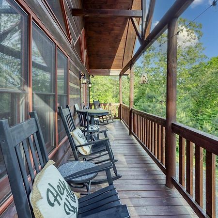 Trout N' About Your Blue Ridge Mountains Retreat, Hot Tub + Game Room! Ellijay Exterior photo