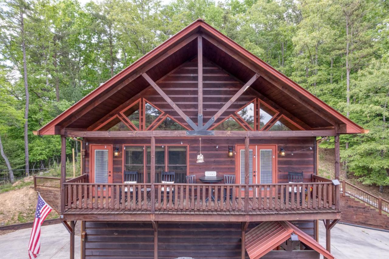 Trout N' About Your Blue Ridge Mountains Retreat, Hot Tub + Game Room! Ellijay Exterior photo