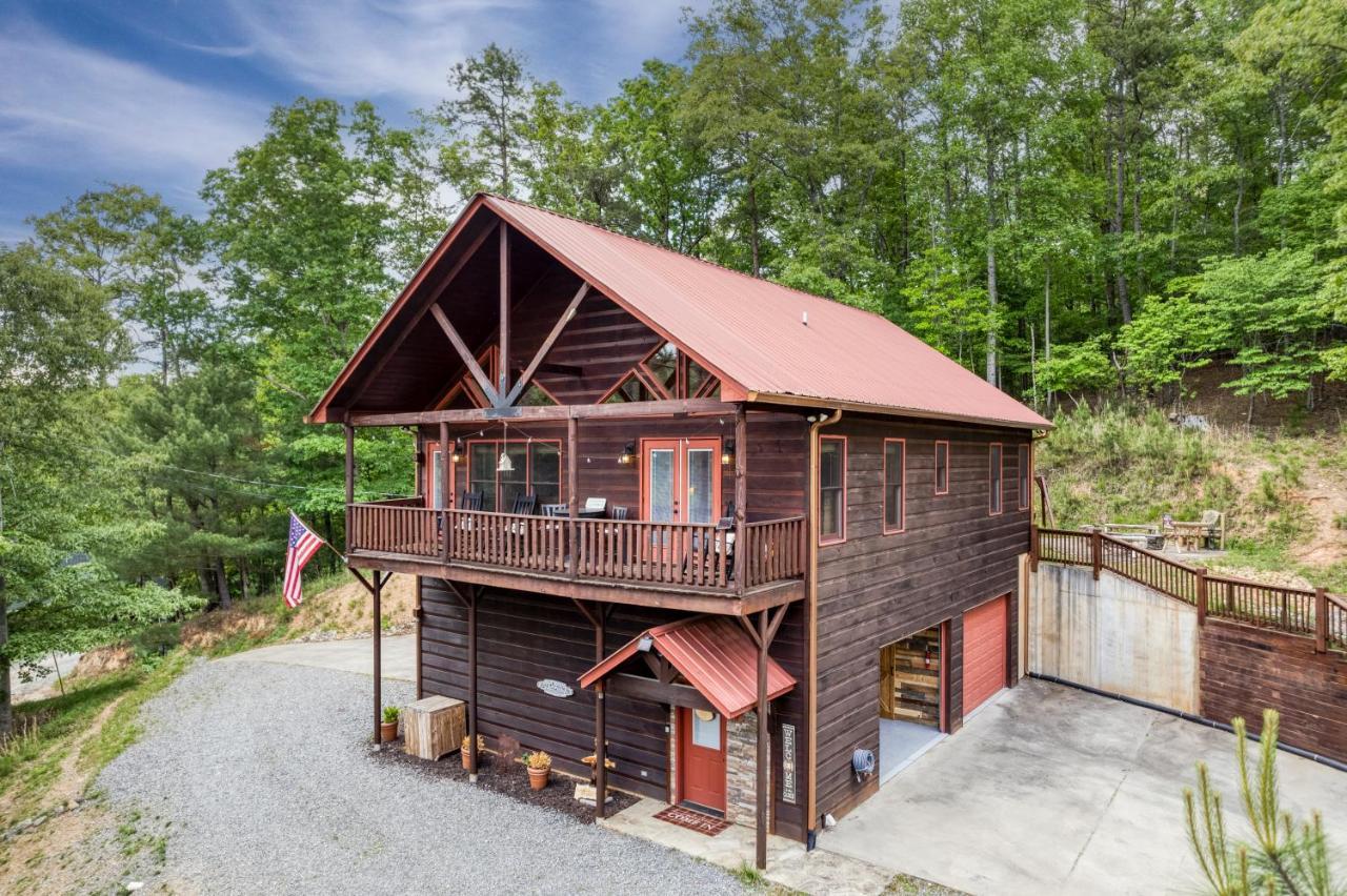 Trout N' About Your Blue Ridge Mountains Retreat, Hot Tub + Game Room! Ellijay Exterior photo