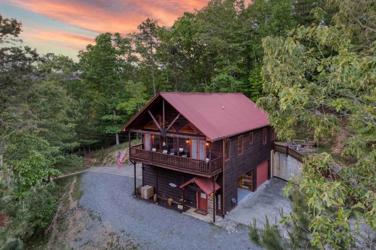 Trout N' About Your Blue Ridge Mountains Retreat, Hot Tub + Game Room! Ellijay Exterior photo